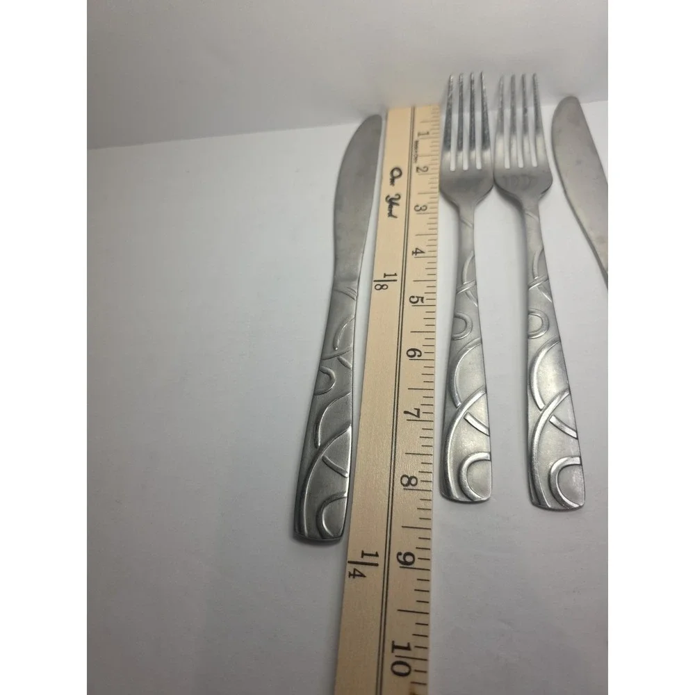 Cambridge Conquest set of 2 Butter knives 2‎ Forks stainless steel flatware
